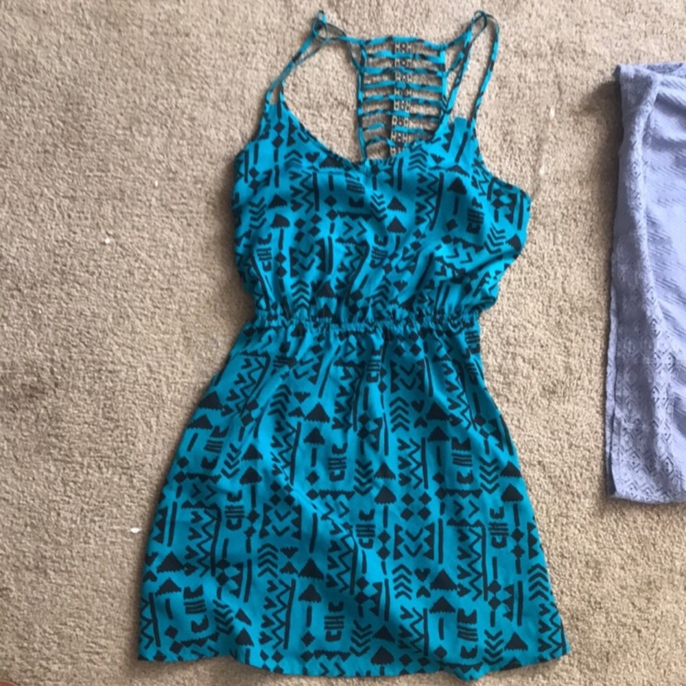 Dress Bundles Cute dresses! - Picture 3 of 4